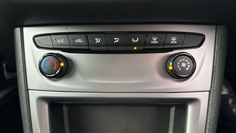 Vauxhall Astra 1.0T ecoTEC Design 5dr Petrol Hatchback